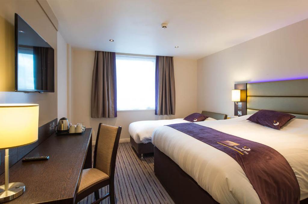 Premier Inn London Elstree / Borehamwood Pokój zdjęcie