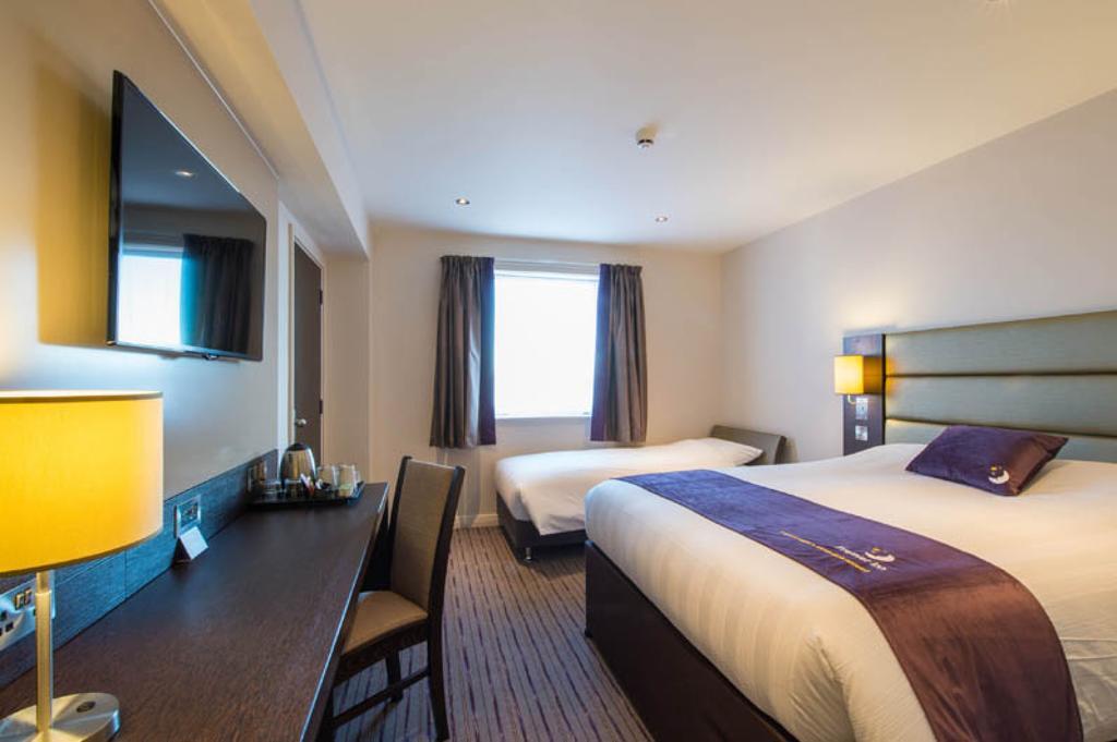 Premier Inn London Elstree / Borehamwood Pokój zdjęcie