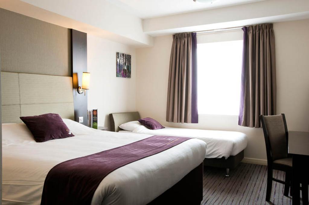 Premier Inn London Elstree / Borehamwood Pokój zdjęcie
