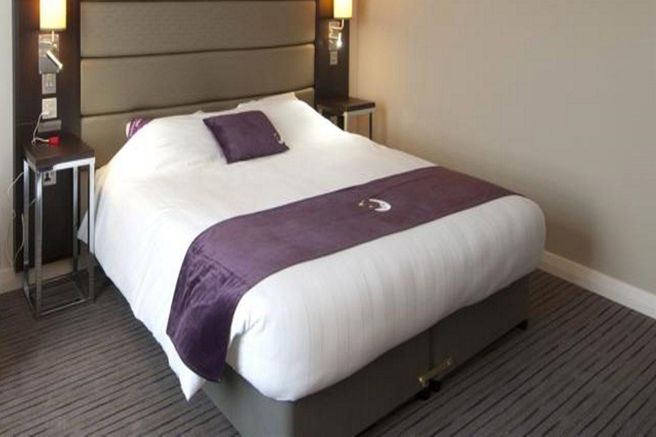 Premier Inn London Elstree / Borehamwood Zewnętrze zdjęcie
