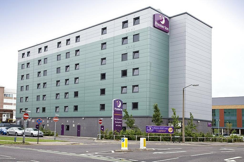Premier Inn London Elstree / Borehamwood Zewnętrze zdjęcie
