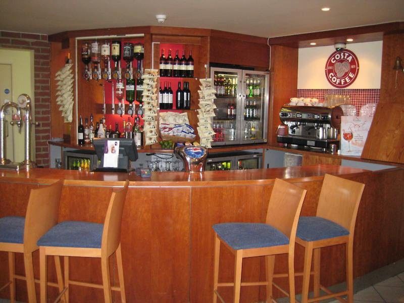 Premier Inn London Elstree / Borehamwood Zewnętrze zdjęcie